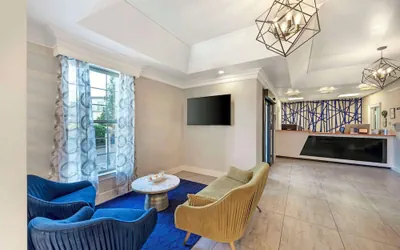 Photo 4 - Best Western Brentwood