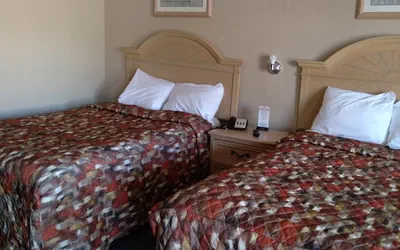 Photo 5 - Budget Lodge of Mount Dora