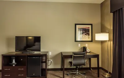 Photo 4 - Holiday Inn Express Cheektowaga North East by IHG