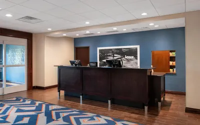 Photo 3 - Hampton Inn & Suites Harvey/New Orleans West Bank