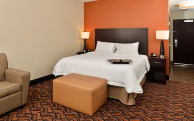 Photo 4 - Hampton Inn & Suites Harvey/New Orleans West Bank