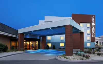 Photo 2 - Hotel Indigo Cleveland-Beachwood by IHG