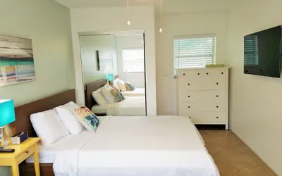 Photo 4 - St Pete Beach Suites