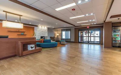 Photo 4 - Fairfield Inn & Suites Elkhart