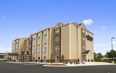 Photo 2 - Microtel Inn & Suites By Wyndham Lynchburg