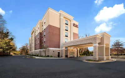Hampton Inn & Suites Camp Springs/Andrews AFB