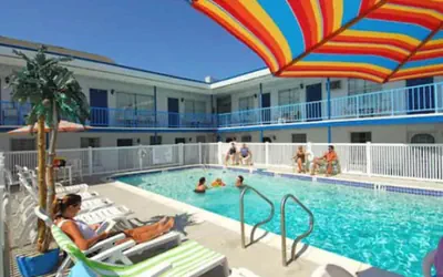 White Caps Motel