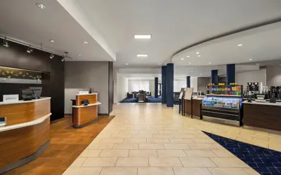 Photo 3 - Courtyard by Marriott Wilkes-Barre Arena