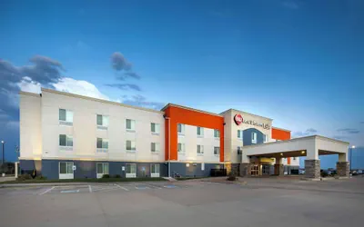 Photo 2 - Best Western Plus Pratt