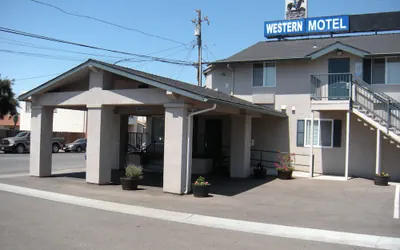 Photo 3 - Western Motel