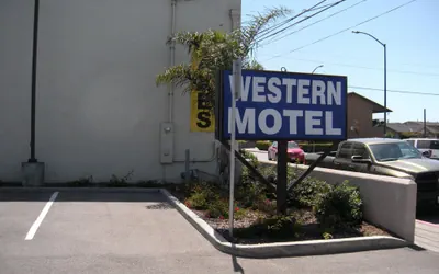 Western Motel