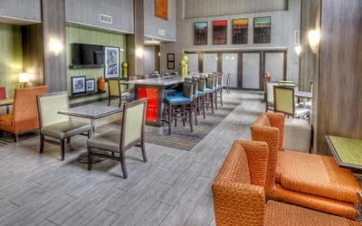Photo 2 - Hampton Inn & Suites Ada