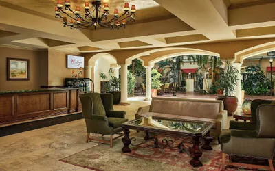 Photo 2 - Woolley’s Classic Suites