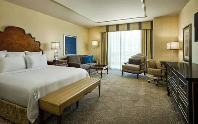 Photo 5 - Woolley’s Classic Suites