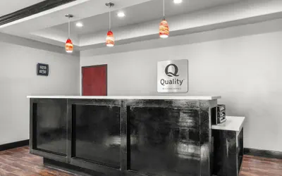 Photo 4 - Quality Inn & Suites Pearsall