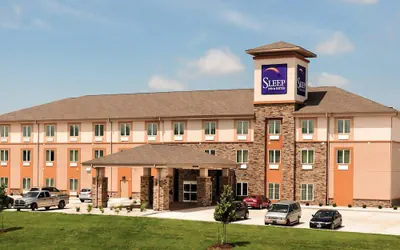 Photo 2 - Sleep Inn & Suites Fort Scott