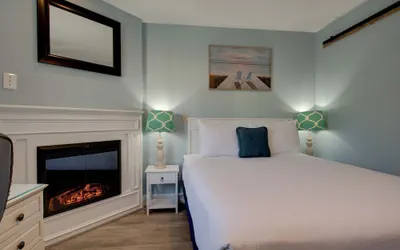 Photo 3 - Inn of the Four Winds Oceanfront Seaside