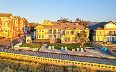Photo 2 - Inn of the Four Winds Oceanfront Seaside
