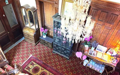 Photo 4 - Pinc Lady Mansion