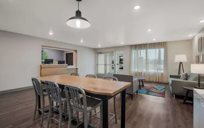 Photo 3 - WoodSpring Suites Bellflower - Los Angeles