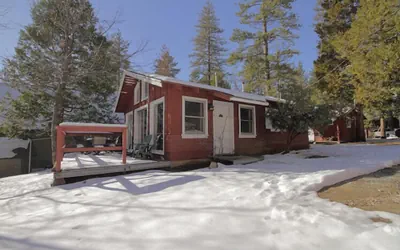 Photo 5 - Silver Pines Lodge