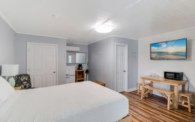Photo 5 - Anchor Inn Motel