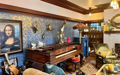 Photo 2 - Harbinson House