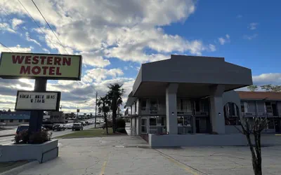 Western Motel