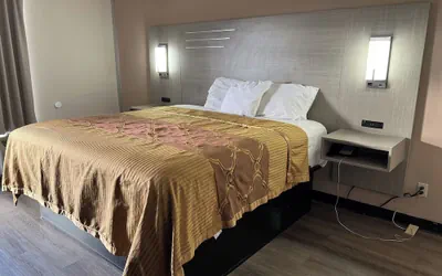 Photo 5 - Western Motel