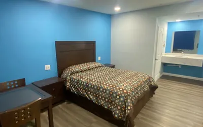 Photo 4 - Star Inn Motel