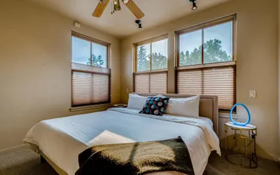 Photo 4 - Old Town Loft Oasis With Amazing Rooftop Deck!