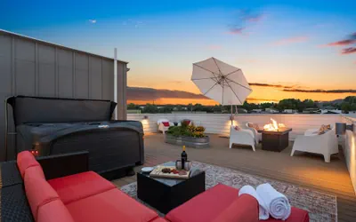 Photo 2 - Sleek Home Near Old Town W/ Rftp Hot Tub & Mtn Views