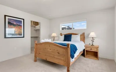 Photo 4 - Modern Townhome Steps From the Brewery District!