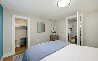 Photo 5 - Inviting Bungalow Next to Unc - Free Cruiser Bikes!