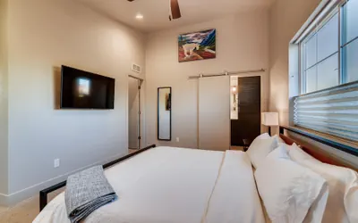 Photo 4 - Fancy Townhome Near Old Town, Breweries and River!