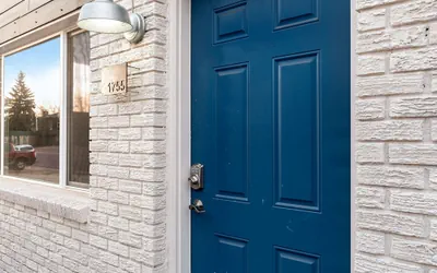 Comfortable Abode Near Historic Downtown