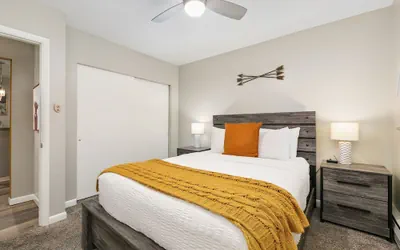 Photo 5 - Butterscotch Suite Old Town Stay with Sunny Style
