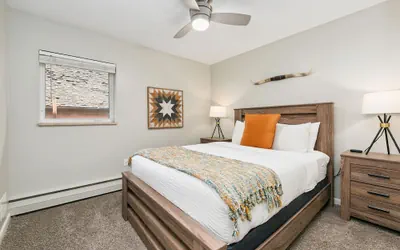 Photo 4 - Butterscotch Suite Old Town Stay with Sunny Style