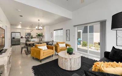 Photo 2 - Gorgeous Townhome Steps From the Brewery District!