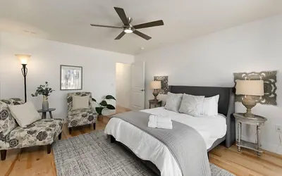 Photo 3 - Gorgeous Townhome Steps From the Brewery District!
