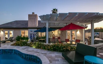 Photo 2 - Spectacular Hilltop Home W/resort Like Backyard!