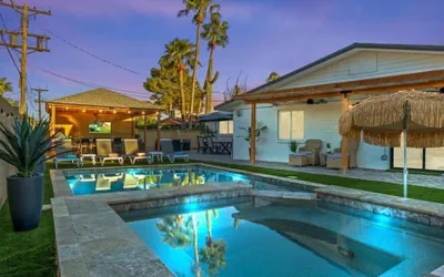 Photo 2 - Just Listed! Old Town Paradise W/htd Pool & Spa!