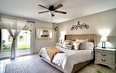 Photo 4 - Desert Oasis - Heated Pool, Huge Patio, Arcade!