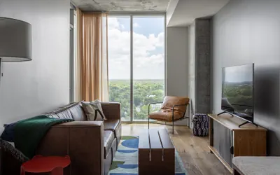 Photo 5 - 31st floor condo on Rainey St by Locale