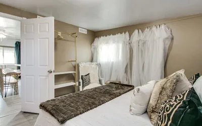 Photo 2 - Designer Condo in Hip Zen Yard! Midtown Phoenix!