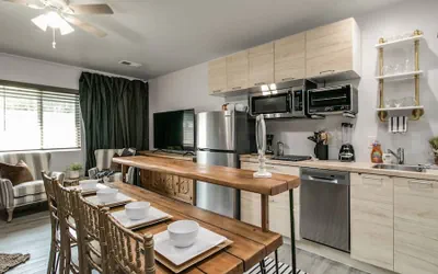 Photo 5 - Designer Condo in Hip Zen Yard! Midtown Phoenix!