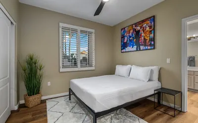 Photo 4 - Luxury Lookout Canyon 5 Bdrm Stunner W/htd Pool!
