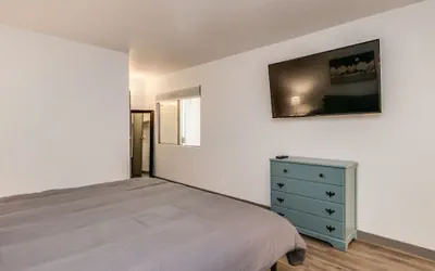 Photo 5 - Old Town Scottsdale 2-bdrm Gem!