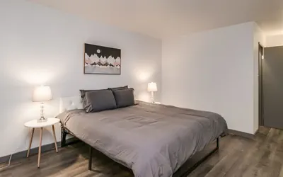 Photo 3 - Old Town Scottsdale 2-bdrm Gem!