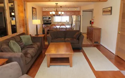 Photo 4 - Seven Springs 1 Bedroom Deluxe Condo, Pet Friendly! by RedAwning
